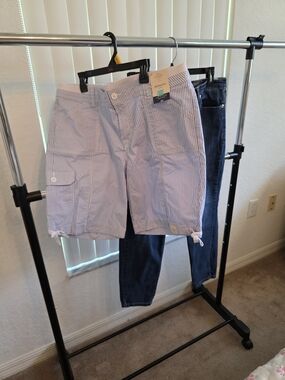 Bundle of 2 Women's Size 14 Bottoms St. John's Bay NWT Bermuda Shorts & Skinny